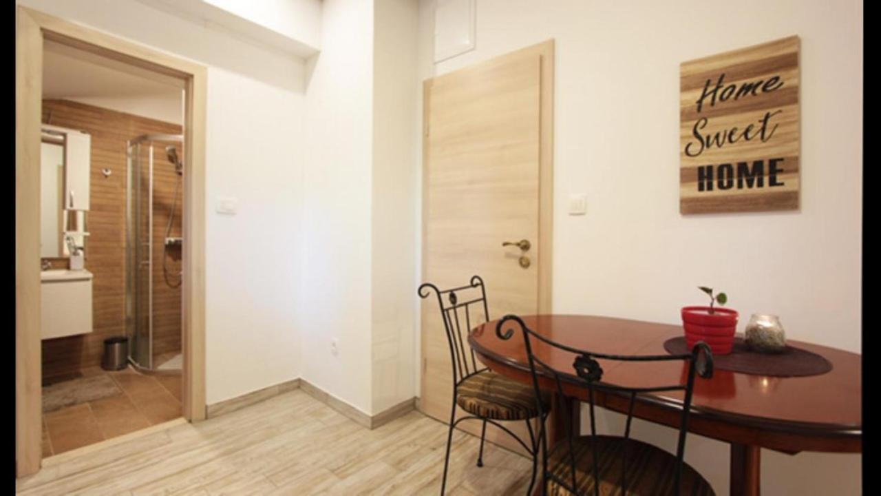 Misel Apartment สปลิท ภายนอก รูปภาพ